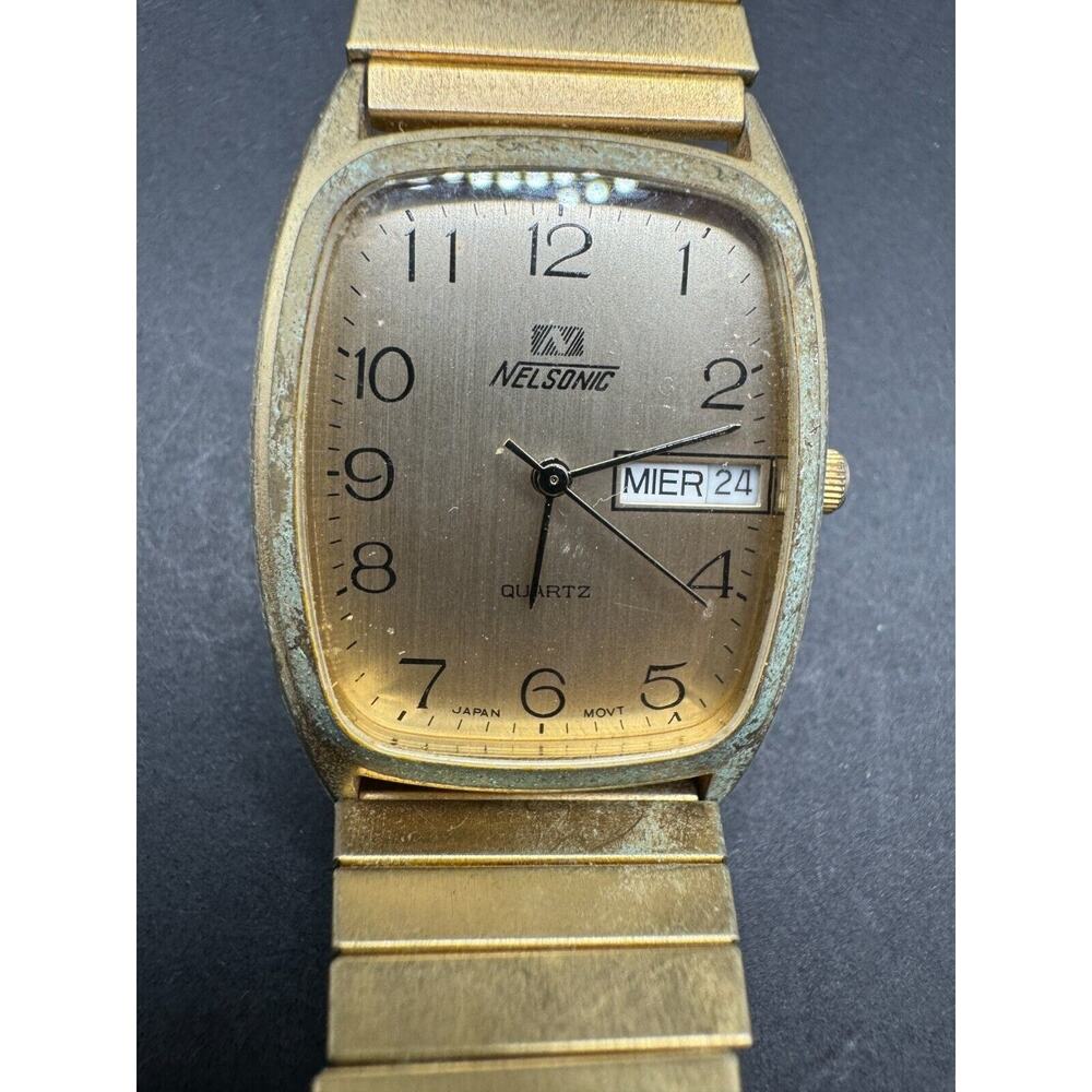 Vintage Nelsonic Quartz Watch Men's Gold Tone Day Date Rectangle MX05-C65